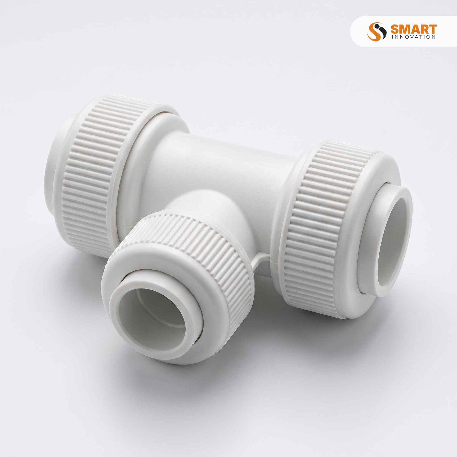 UPVC reducing tee for white click-fit plumbing pipe and fittings