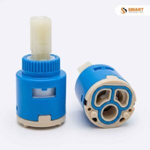 Pushfit mono bloc tap tails with flexible connectors for quick water supply connection to a kitchen or bathroom tap.