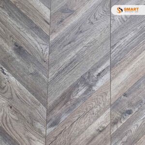Laminate Rochesta Kronobarg 8mm wide planks installed neatly across a contemporary open-plan lounge floor
